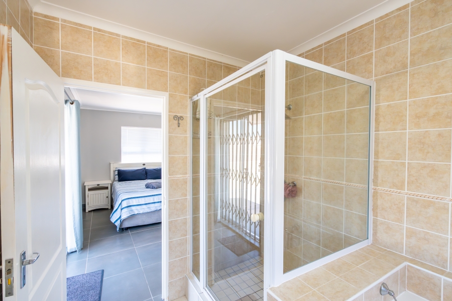 4 Bedroom Property for Sale in Myburgh Park Western Cape